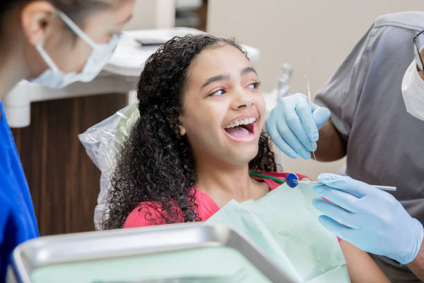 Best Weekend Emergency Dentist in Blue Jay, OH