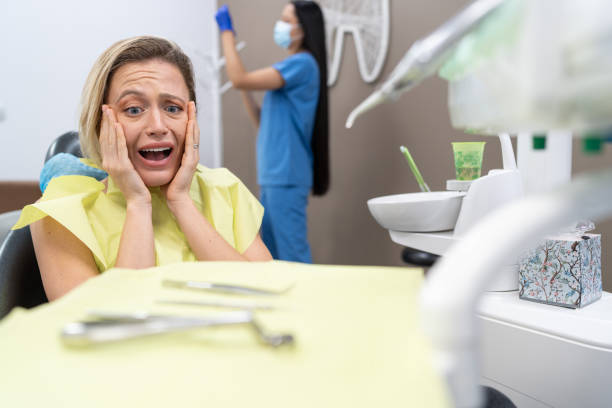 Best Emergency Dental Care for Broken or Chipped Teeth in Blue Jay, OH